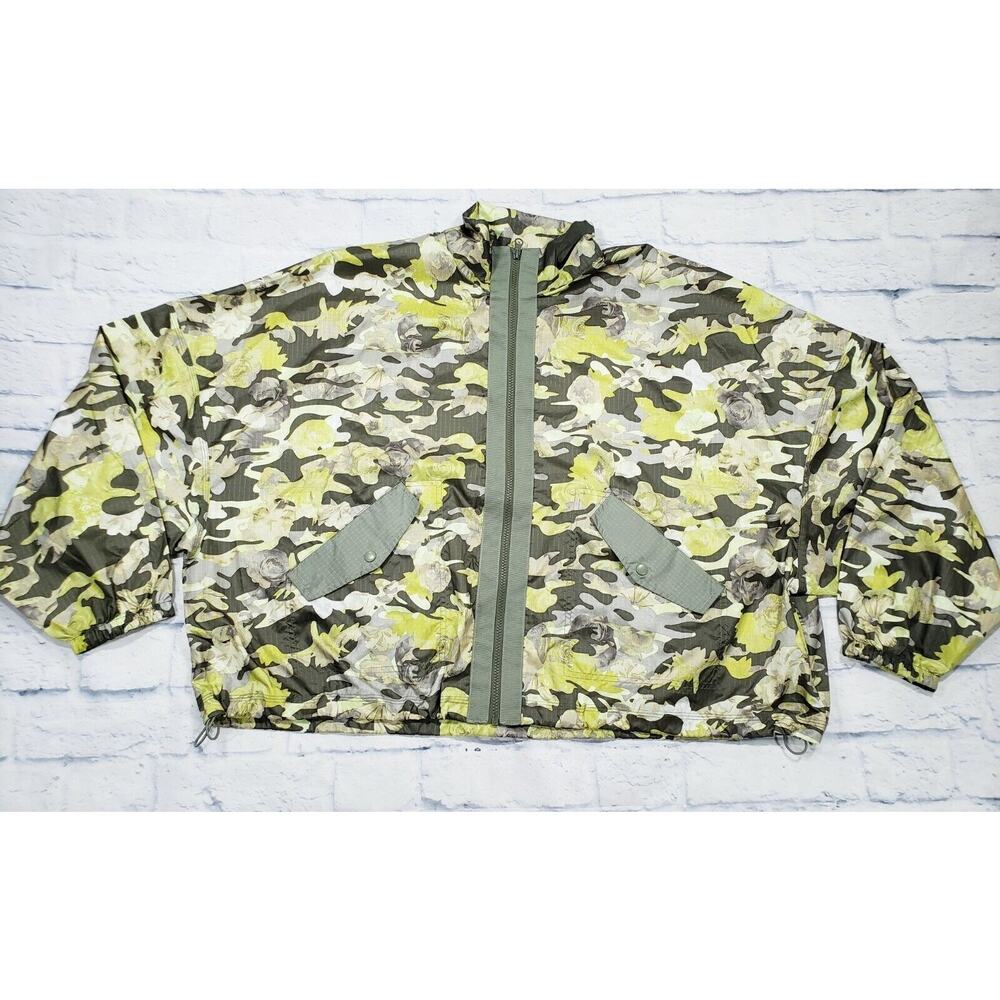 Nike Sportswear WOMENS XXL Woven Camo Jacket Floral Oversized Green Windbreaker